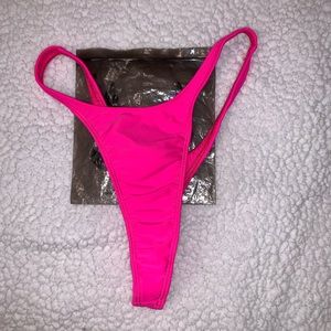 Minimale Animale Nolita Thong Vivid S